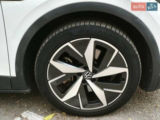 Белый Фольксваген ID.4 Crozz, объемом двигателя 0 л и пробегом 64 тыс. км за 24500 $, фото 15 на Automoto.ua