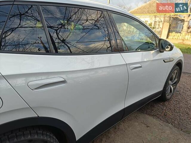 Белый Фольксваген ID.4 Crozz, объемом двигателя 0 л и пробегом 76 тыс. км за 20300 $, фото 7 на Automoto.ua