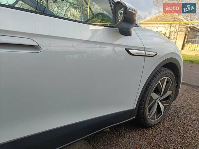 Белый Фольксваген ID.4 Crozz, объемом двигателя 0 л и пробегом 76 тыс. км за 20300 $, фото 8 на Automoto.ua