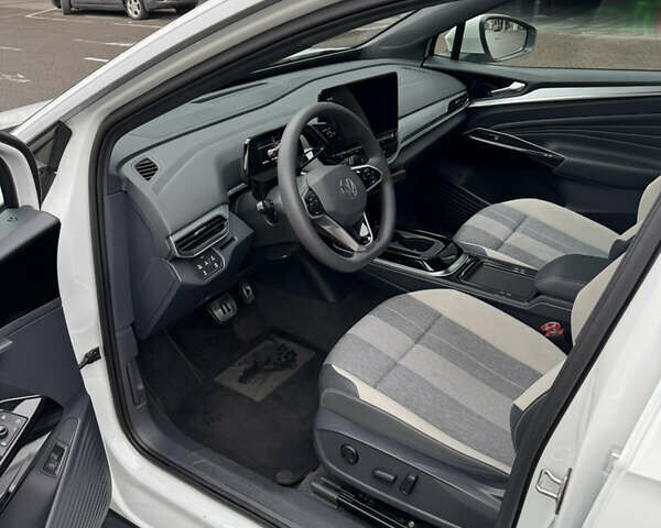 Белый Фольксваген ID.4 Crozz, объемом двигателя 0 л и пробегом 57 тыс. км за 22500 $, фото 5 на Automoto.ua