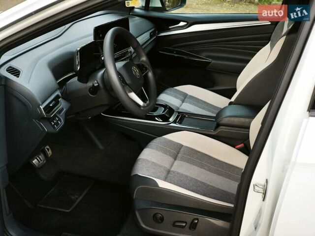 Белый Фольксваген ID.4 Crozz, объемом двигателя 0 л и пробегом 64 тыс. км за 24500 $, фото 14 на Automoto.ua