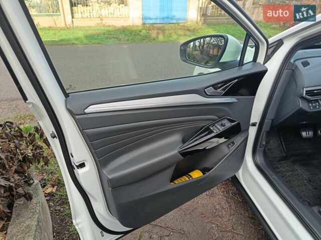 Белый Фольксваген ID.4 Crozz, объемом двигателя 0 л и пробегом 76 тыс. км за 20300 $, фото 14 на Automoto.ua