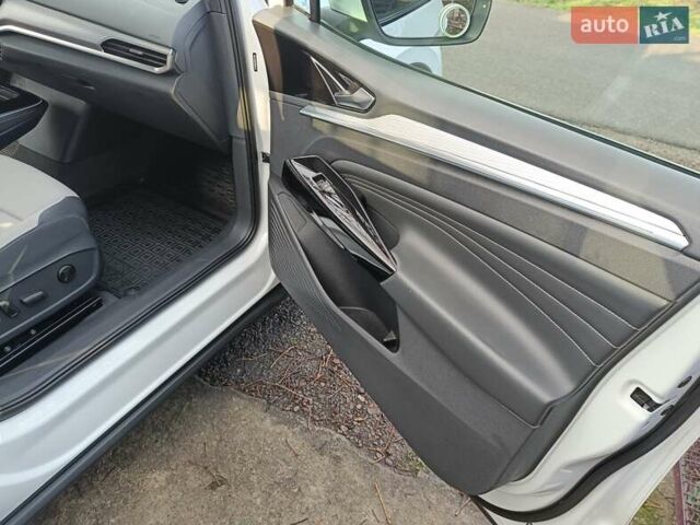 Белый Фольксваген ID.4 Crozz, объемом двигателя 0 л и пробегом 76 тыс. км за 20300 $, фото 19 на Automoto.ua