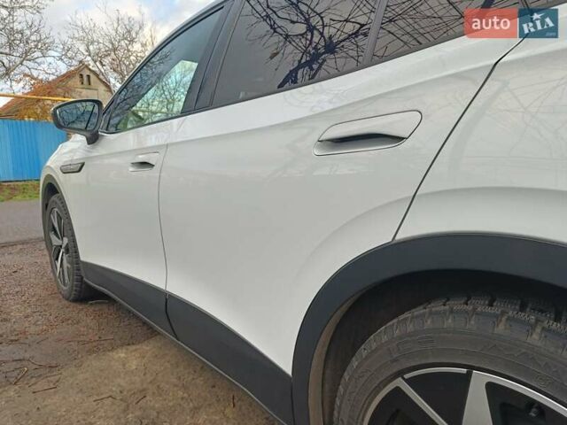 Белый Фольксваген ID.4 Crozz, объемом двигателя 0 л и пробегом 76 тыс. км за 20300 $, фото 11 на Automoto.ua