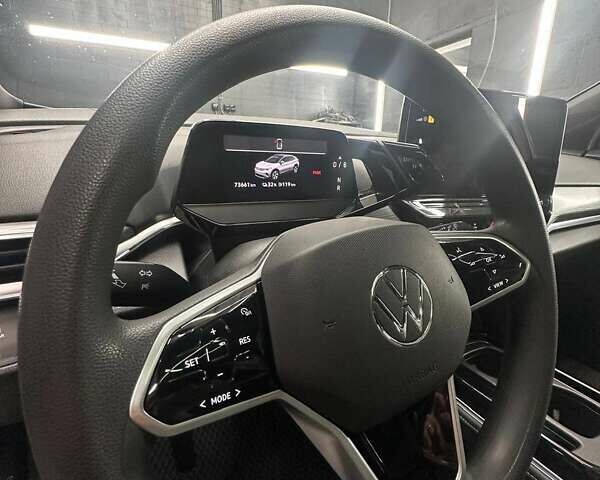 Белый Фольксваген ID.4 Crozz, объемом двигателя 0 л и пробегом 73 тыс. км за 21800 $, фото 8 на Automoto.ua