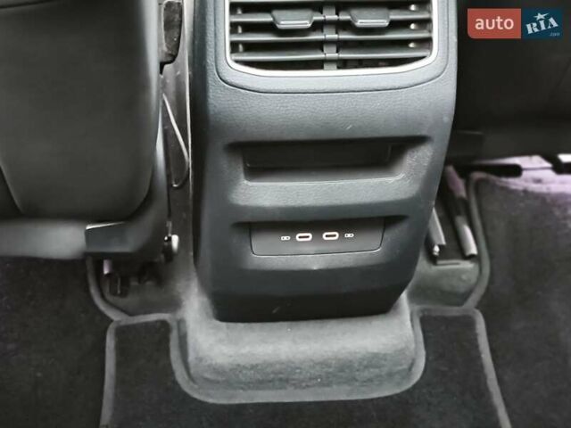 Белый Фольксваген ID.4 Crozz, объемом двигателя 0 л и пробегом 64 тыс. км за 24500 $, фото 1 на Automoto.ua