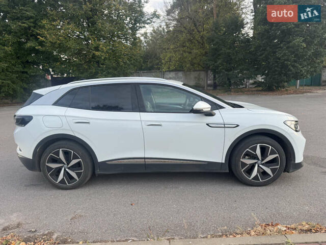 Белый Фольксваген ID.4 Crozz, объемом двигателя 0 л и пробегом 106 тыс. км за 25500 $, фото 3 на Automoto.ua