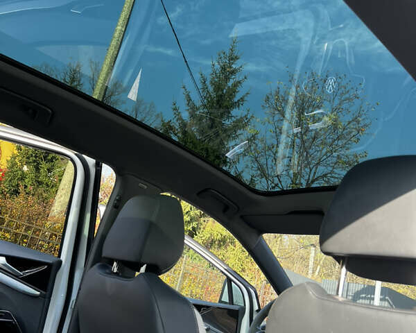 Белый Фольксваген ID.4 Crozz, объемом двигателя 0 л и пробегом 59 тыс. км за 22600 $, фото 19 на Automoto.ua