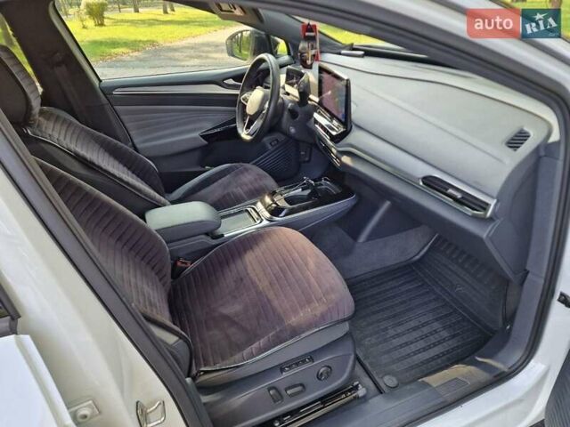 Білий Фольксваген ID.4 Crozz, об'ємом двигуна 0 л та пробігом 55 тис. км за 25300 $, фото 4 на Automoto.ua