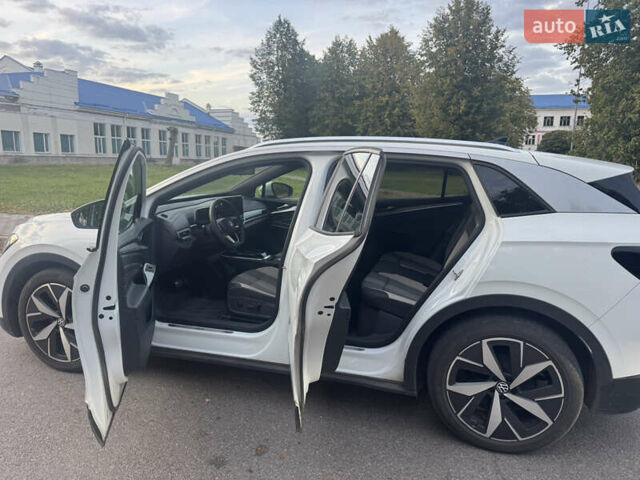 Белый Фольксваген ID.4 Crozz, объемом двигателя 0 л и пробегом 106 тыс. км за 25500 $, фото 13 на Automoto.ua