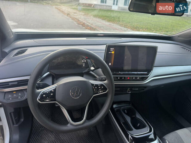 Белый Фольксваген ID.4 Crozz, объемом двигателя 0 л и пробегом 106 тыс. км за 25500 $, фото 7 на Automoto.ua