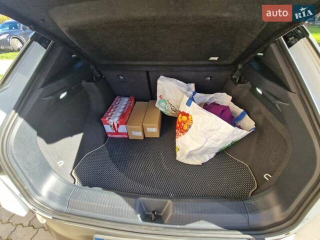 Білий Фольксваген ID.4 Crozz, об'ємом двигуна 0 л та пробігом 28 тис. км за 26999 $, фото 19 на Automoto.ua