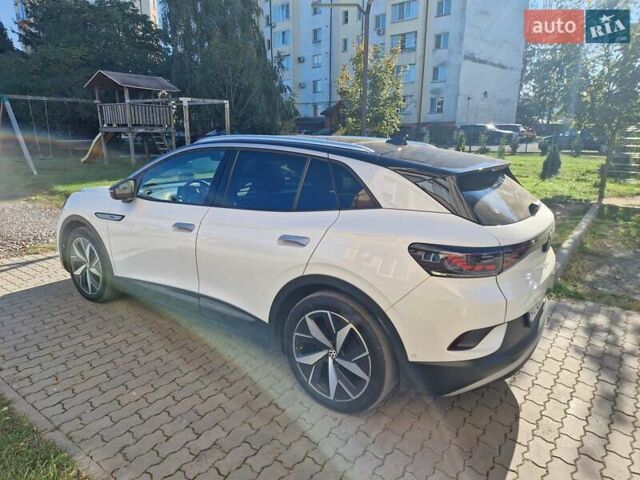 Білий Фольксваген ID.4 Crozz, об'ємом двигуна 0 л та пробігом 28 тис. км за 26999 $, фото 4 на Automoto.ua