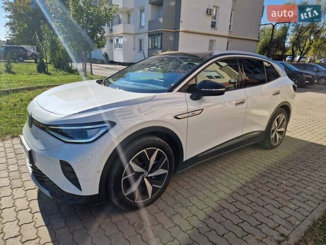 Білий Фольксваген ID.4 Crozz, об'ємом двигуна 0 л та пробігом 28 тис. км за 26999 $, фото 1 на Automoto.ua