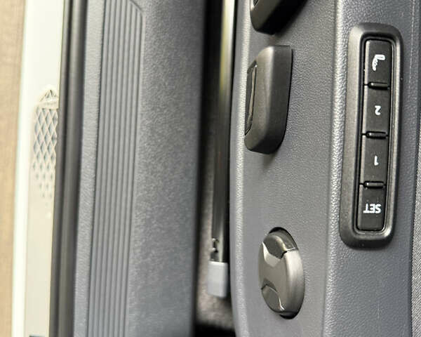 Фольксваген ID.4 Crozz 2023 у Полтаві на Automoto.ua Білий Фольксваген ID.4 Crozz, об'ємом двигуна 0 л та пробігом 60 тис. км за 25000 $, фото 35 на Automoto.ua