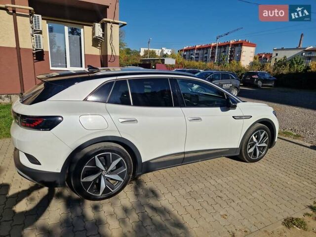 Білий Фольксваген ID.4 Crozz, об'ємом двигуна 0 л та пробігом 28 тис. км за 26999 $, фото 9 на Automoto.ua