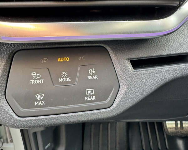 Белый Фольксваген ID.4 Crozz, объемом двигателя 0 л и пробегом 1 тыс. км за 29500 $, фото 15 на Automoto.ua