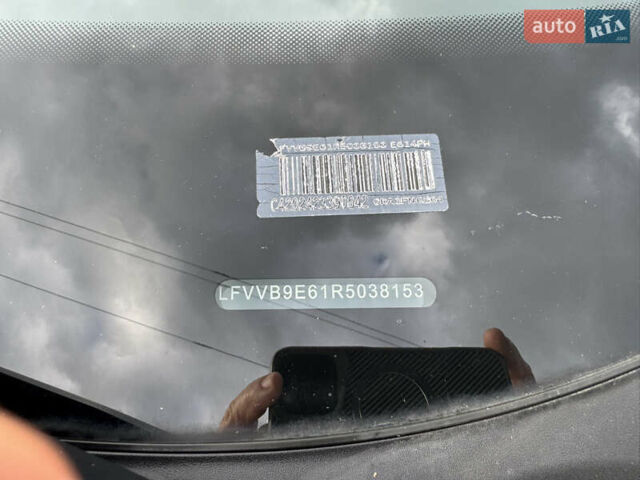 Белый Фольксваген ID.4 Crozz, объемом двигателя 0 л и пробегом 1 тыс. км за 29500 $, фото 8 на Automoto.ua