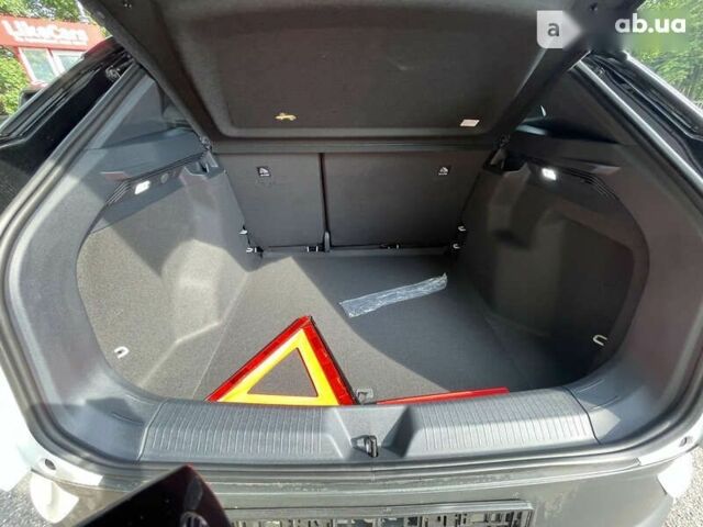 Фольксваген ID.4 Crozz, объемом двигателя 0 л и пробегом 1 тыс. км за 33300 $, фото 23 на Automoto.ua