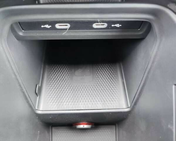 Фольксваген ID.4 Crozz, объемом двигателя 0 л и пробегом 1 тыс. км за 36180 $, фото 29 на Automoto.ua