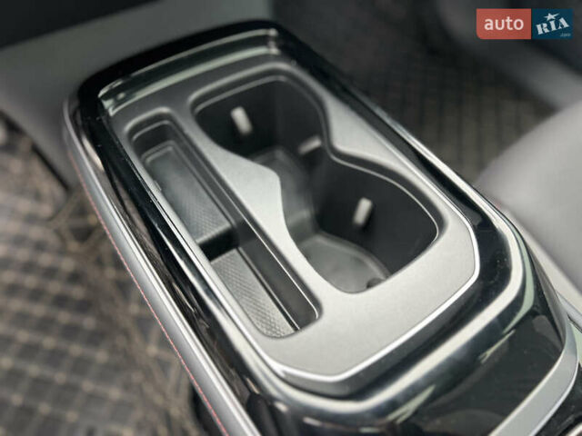 Фольксваген ID.4 Crozz, объемом двигателя 0 л и пробегом 12 тыс. км за 35500 $, фото 17 на Automoto.ua