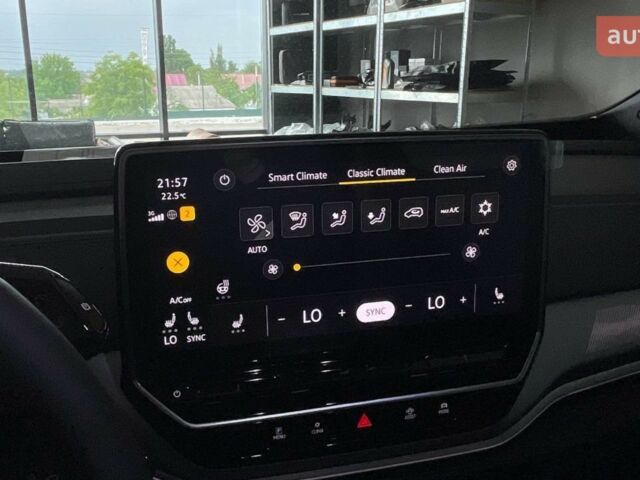 купить новое авто Фольксваген ID.4 Crozz 2024 года от официального дилера E-SKM Житомир Фольксваген фото