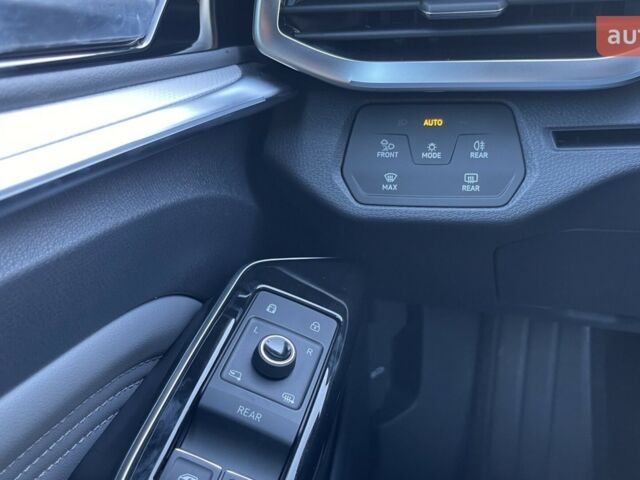 купить новое авто Фольксваген ID.4 Crozz 2024 года от официального дилера E-SKM Житомир Фольксваген фото