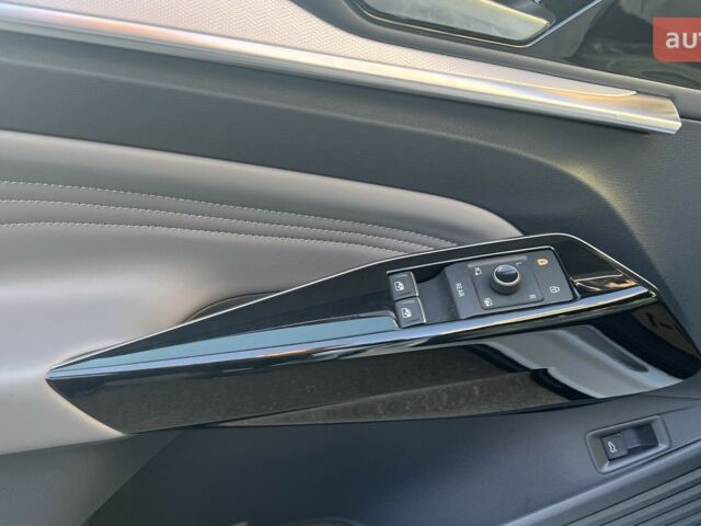 купити нове авто Фольксваген ID.4 Crozz 2024 року від офіційного дилера E-SKM ZOO Фольксваген фото