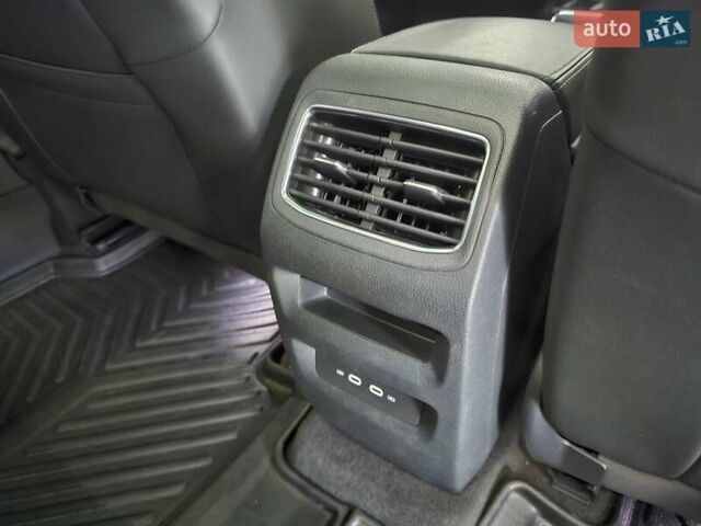 Серый Фольксваген ID.4 Crozz, объемом двигателя 0 л и пробегом 67 тыс. км за 24900 $, фото 24 на Automoto.ua