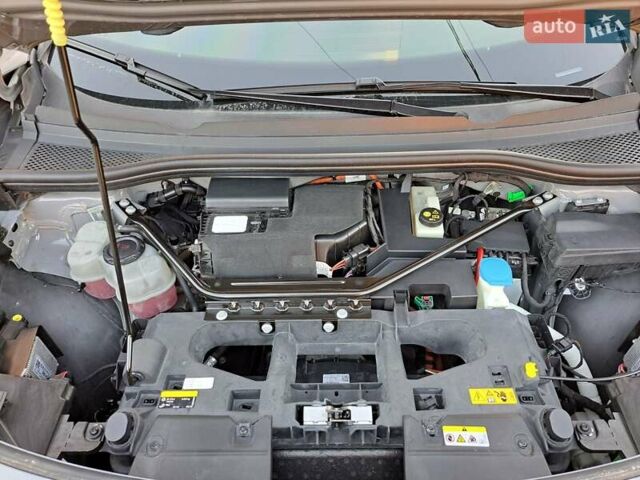 Серый Фольксваген ID.4 Crozz, объемом двигателя 0 л и пробегом 39 тыс. км за 23700 $, фото 22 на Automoto.ua