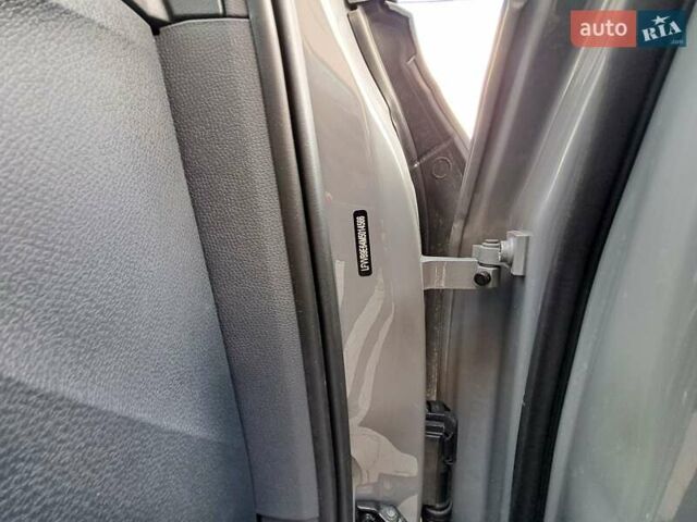 Серый Фольксваген ID.4 Crozz, объемом двигателя 0 л и пробегом 39 тыс. км за 23700 $, фото 13 на Automoto.ua