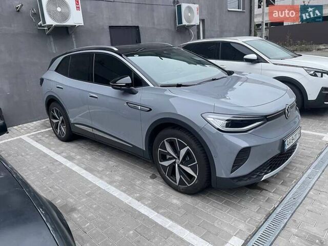 Серый Фольксваген ID.4 Crozz, объемом двигателя 0 л и пробегом 17 тыс. км за 27900 $, фото 2 на Automoto.ua