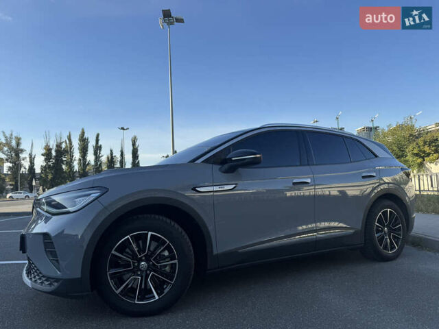 Сірий Фольксваген ID.4 Crozz, об'ємом двигуна 0 л та пробігом 40 тис. км за 24300 $, фото 2 на Automoto.ua
