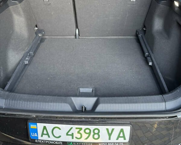 Серый Фольксваген ID.4 Crozz, объемом двигателя 0 л и пробегом 60 тыс. км за 28100 $, фото 4 на Automoto.ua