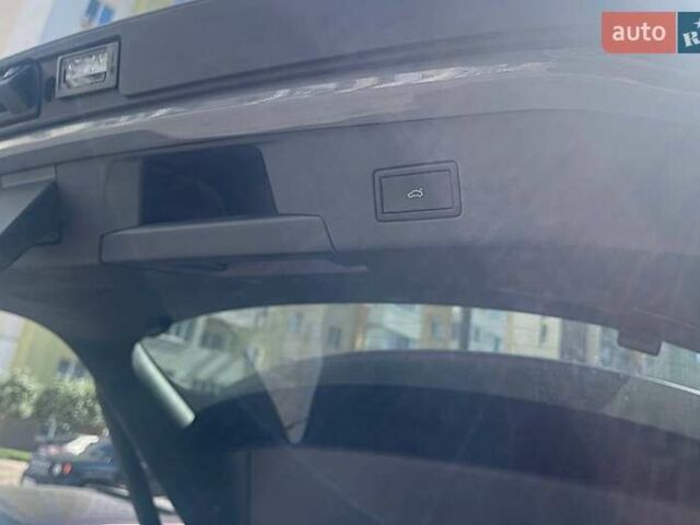 Серый Фольксваген ID.4 Crozz, объемом двигателя 0 л и пробегом 17 тыс. км за 27900 $, фото 8 на Automoto.ua