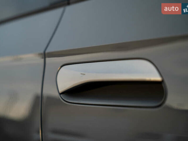 Серый Фольксваген ID.4 Crozz, объемом двигателя 0 л и пробегом 14 тыс. км за 27900 $, фото 17 на Automoto.ua