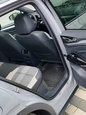 Сірий Фольксваген ID.4 Crozz, об'ємом двигуна 0 л та пробігом 48 тис. км за 23500 $, фото 45 на Automoto.ua