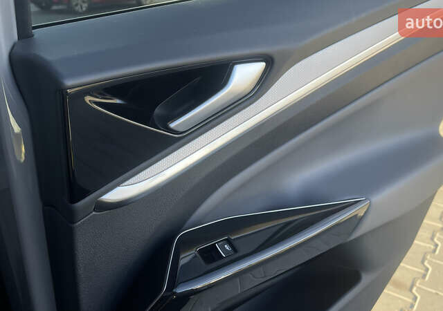 Сірий Фольксваген ID.4 Crozz, об'ємом двигуна 0 л та пробігом 7 тис. км за 29999 $, фото 41 на Automoto.ua