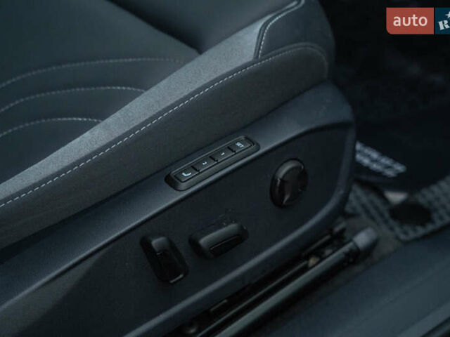 Серый Фольксваген ID.4 Crozz, объемом двигателя 0 л и пробегом 14 тыс. км за 27900 $, фото 36 на Automoto.ua