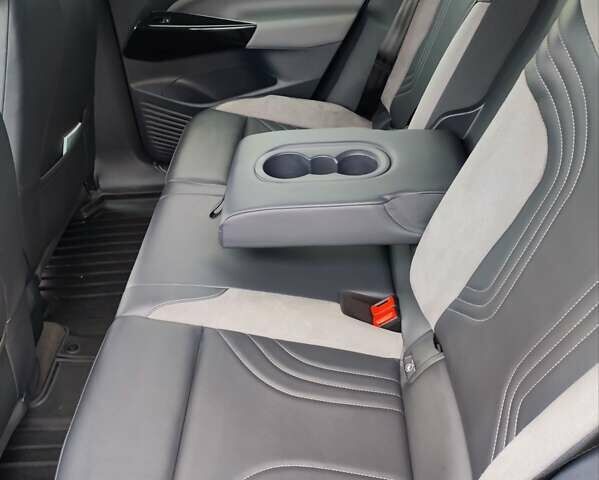 Серый Фольксваген ID.4 Crozz, объемом двигателя 0 л и пробегом 29 тыс. км за 26500 $, фото 4 на Automoto.ua