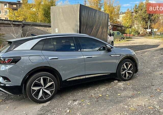 Серый Фольксваген ID.4 Crozz, объемом двигателя 0 л и пробегом 19 тыс. км за 25500 $, фото 2 на Automoto.ua