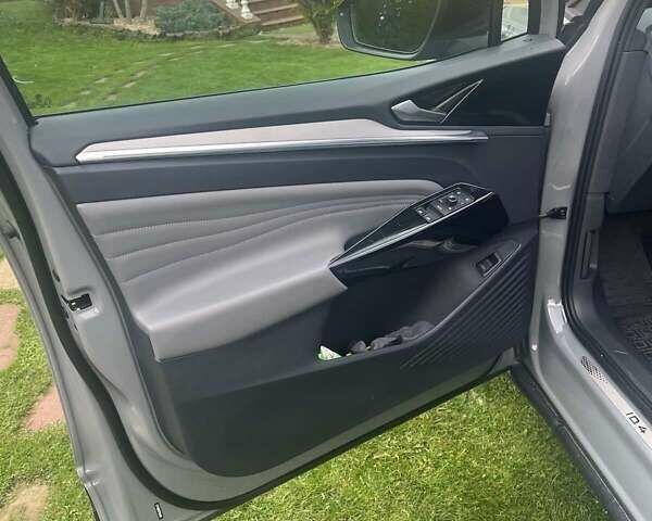 Сірий Фольксваген ID.4 Crozz, об'ємом двигуна 0 л та пробігом 60 тис. км за 25575 $, фото 24 на Automoto.ua