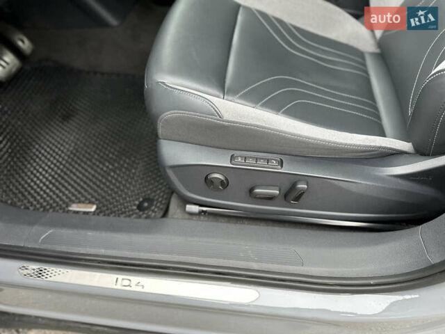 Серый Фольксваген ID.4 Crozz, объемом двигателя 0 л и пробегом 72 тыс. км за 23500 $, фото 24 на Automoto.ua