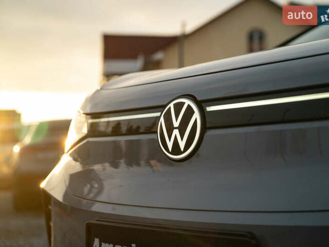 Серый Фольксваген ID.4 Crozz, объемом двигателя 0 л и пробегом 14 тыс. км за 27900 $, фото 13 на Automoto.ua