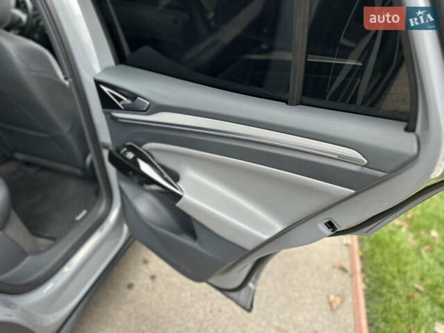 Серый Фольксваген ID.4 Crozz, объемом двигателя 0 л и пробегом 72 тыс. км за 23500 $, фото 41 на Automoto.ua