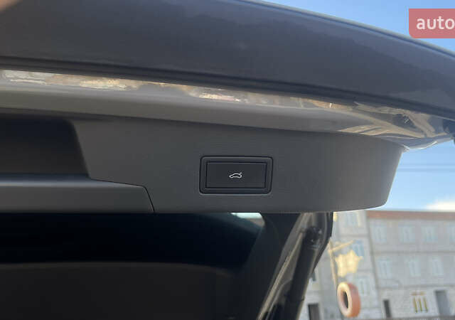 Сірий Фольксваген ID.4 Crozz, об'ємом двигуна 0 л та пробігом 7 тис. км за 29999 $, фото 31 на Automoto.ua