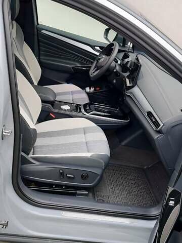 Сірий Фольксваген ID.4 Crozz, об'ємом двигуна 0 л та пробігом 48 тис. км за 23500 $, фото 28 на Automoto.ua