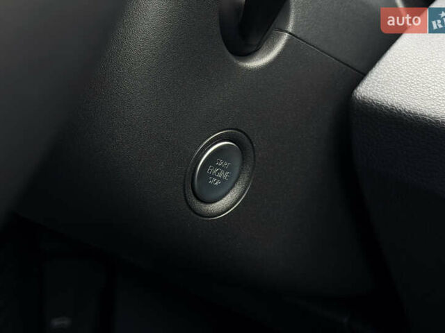 Серый Фольксваген ID.4 Crozz, объемом двигателя 0 л и пробегом 28 тыс. км за 26900 $, фото 29 на Automoto.ua