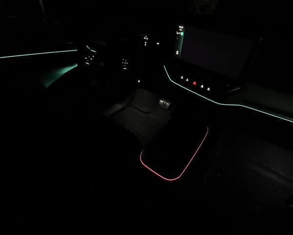 Серый Фольксваген ID.4 Crozz, объемом двигателя 0 л и пробегом 29 тыс. км за 28000 $, фото 20 на Automoto.ua