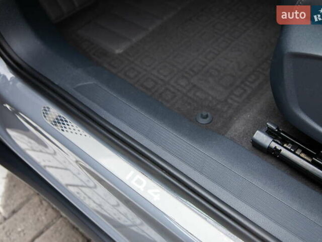 Сірий Фольксваген ID.4 Crozz, об'ємом двигуна 0 л та пробігом 27 тис. км за 25700 $, фото 24 на Automoto.ua